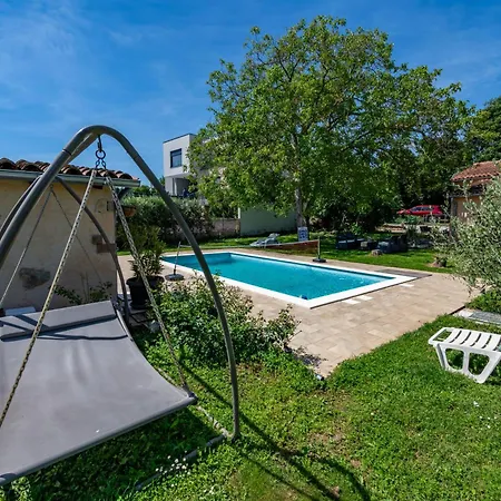Noela, A Cozy Surrounded By Nature Near The Sea Tatil Evi *