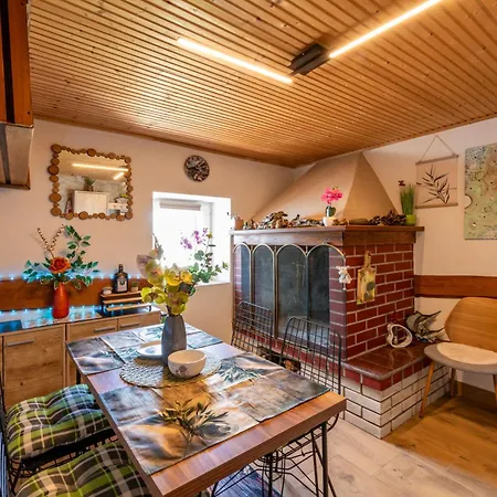 Tatil Evi Noela, A Cozy Surrounded By Nature Near The Sea